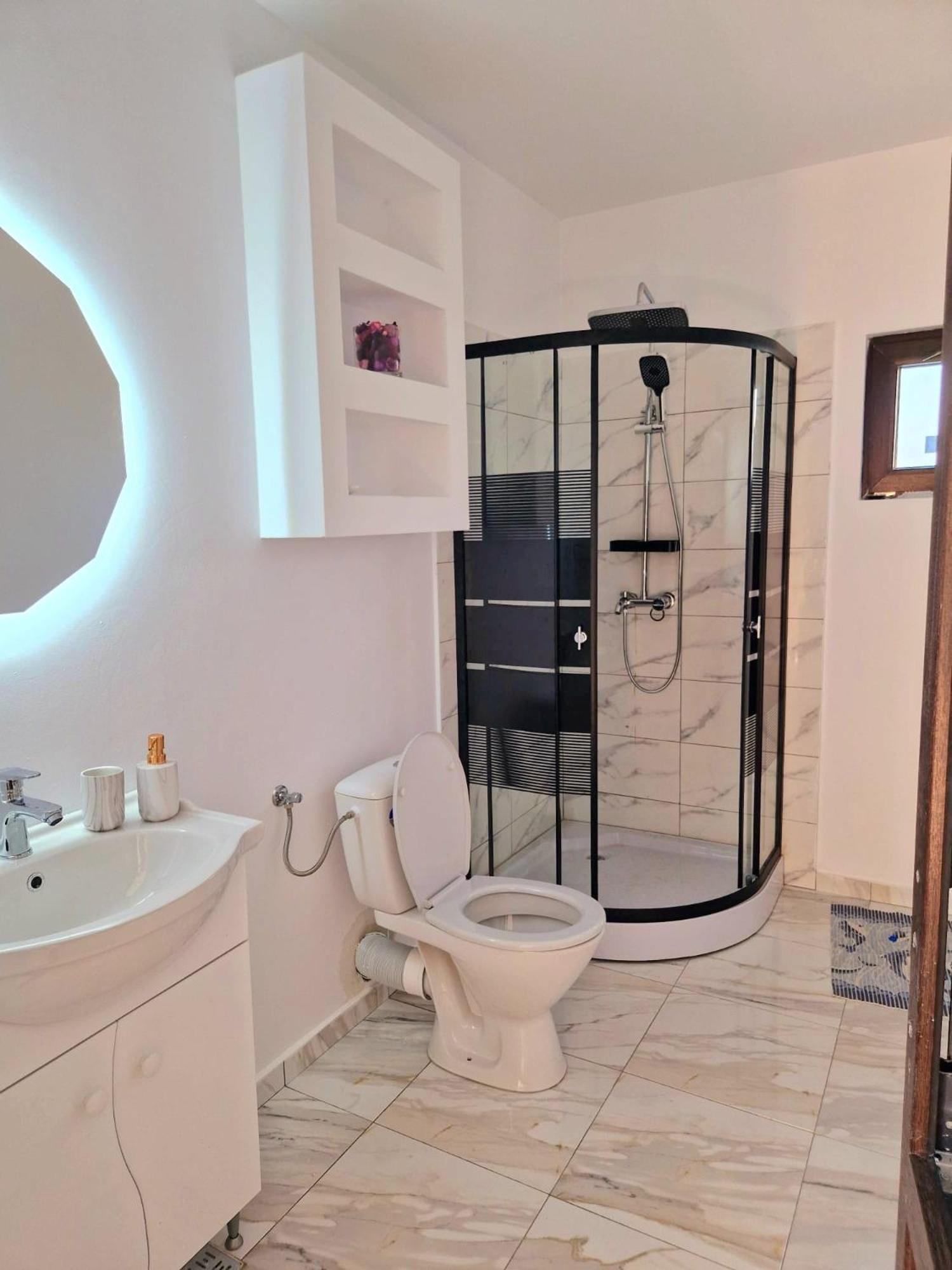 Complex Turistic N&S Hotell Două Mai Eksteriør bilde